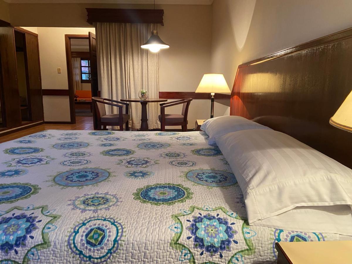El Pantanal Hotel & Resort Puerto Quijarro  Εξωτερικό φωτογραφία